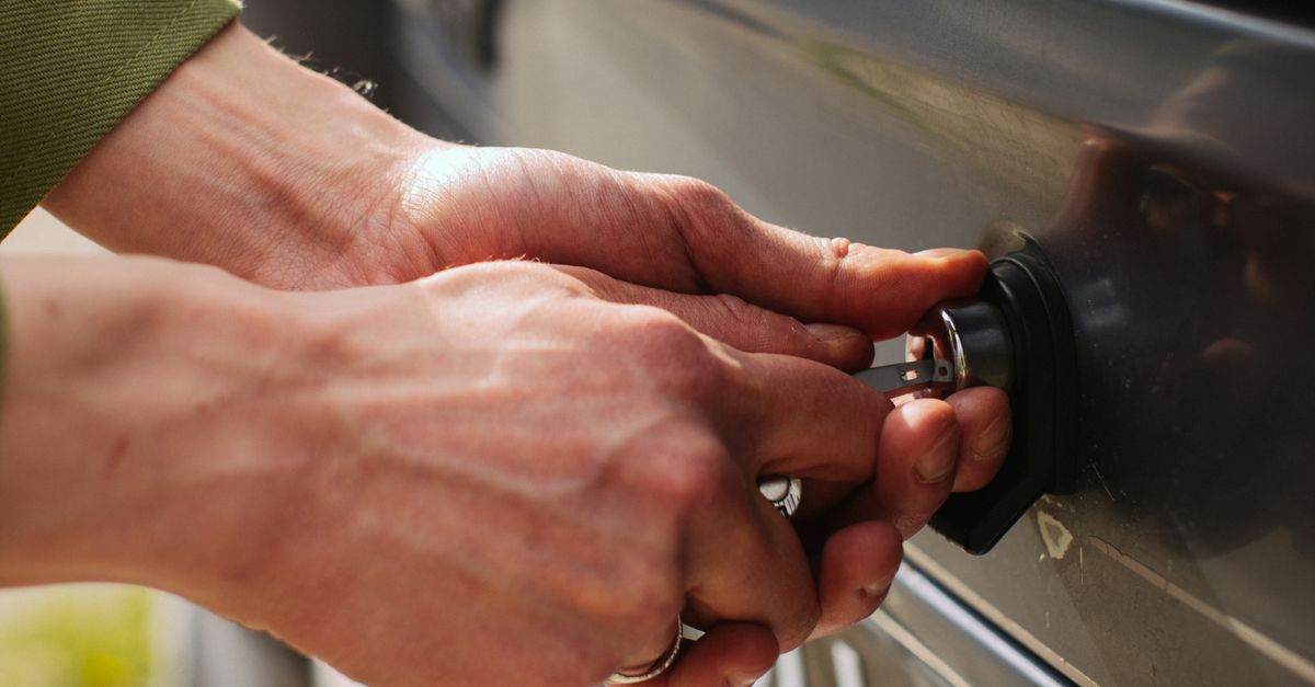 car key cutting machine — Brookhaven Locksmith